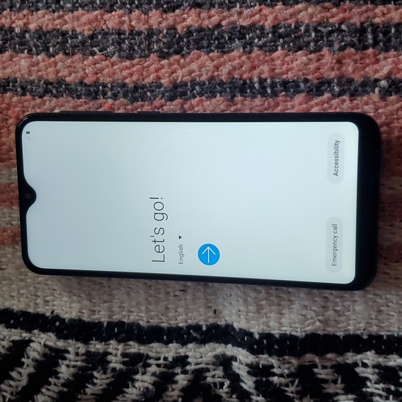 Samsung Galaxy A10e (Net10 phone) - Slate Blue - Picture 5 of 6